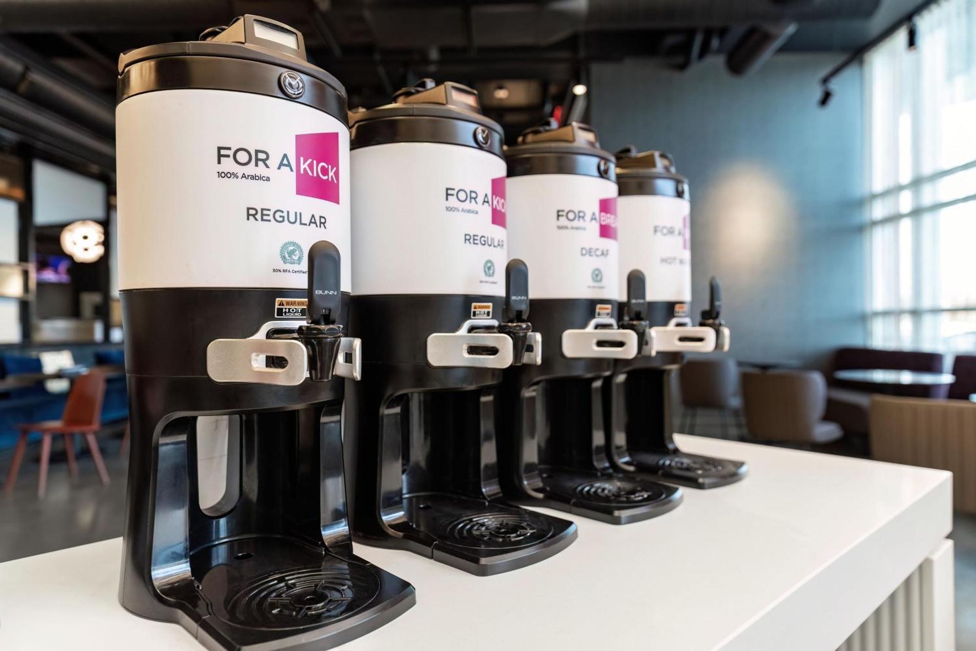 Aloft Anchorage Hotel Екстериор снимка